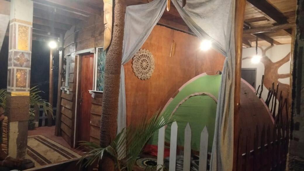 Хостел Tree House Cafe Элла Экстерьер фото